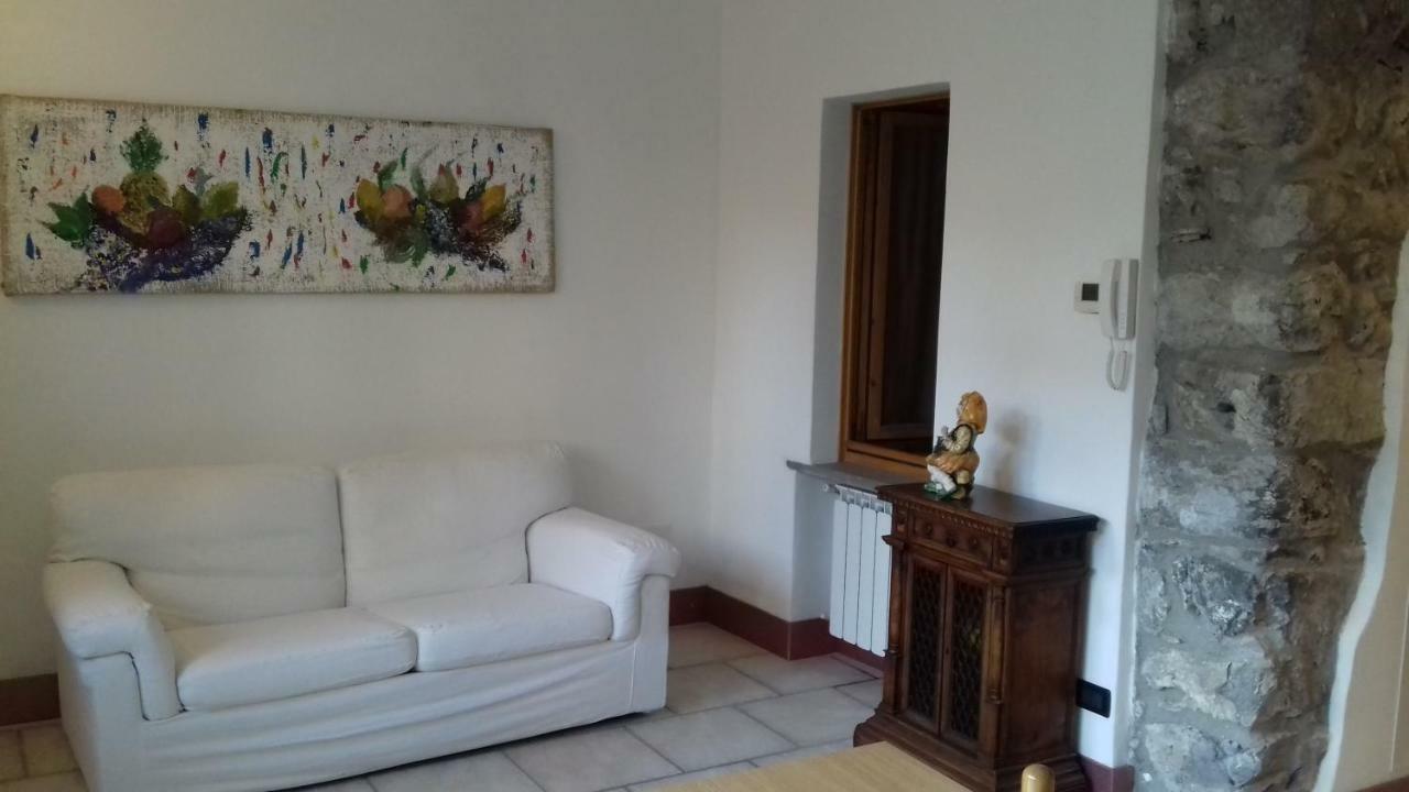 La Casa Delle Fate Villa Solto Collina Bagian luar foto